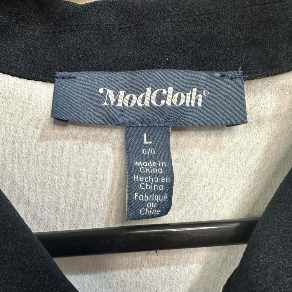 ModCloth Women's Collared Tee Large White Black Keyhole Neck Retro 50s Style NWT - Picture 2 of 7